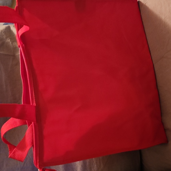 DISNEY Minnie Mouse red tote bag with small Minnie Mouse stuffed character - Picture 4 of 16